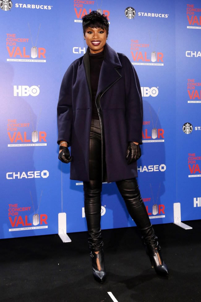 jennifer hudson, shoes, boots, ankle boots, pointy black leather ankle boots