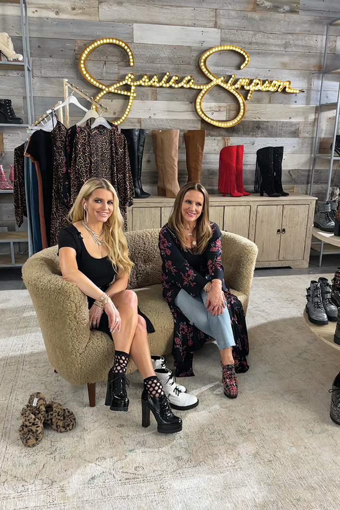 Jessica Simpson, Tina Simpson